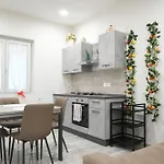 Dal Cavaliere Konukevi 3*